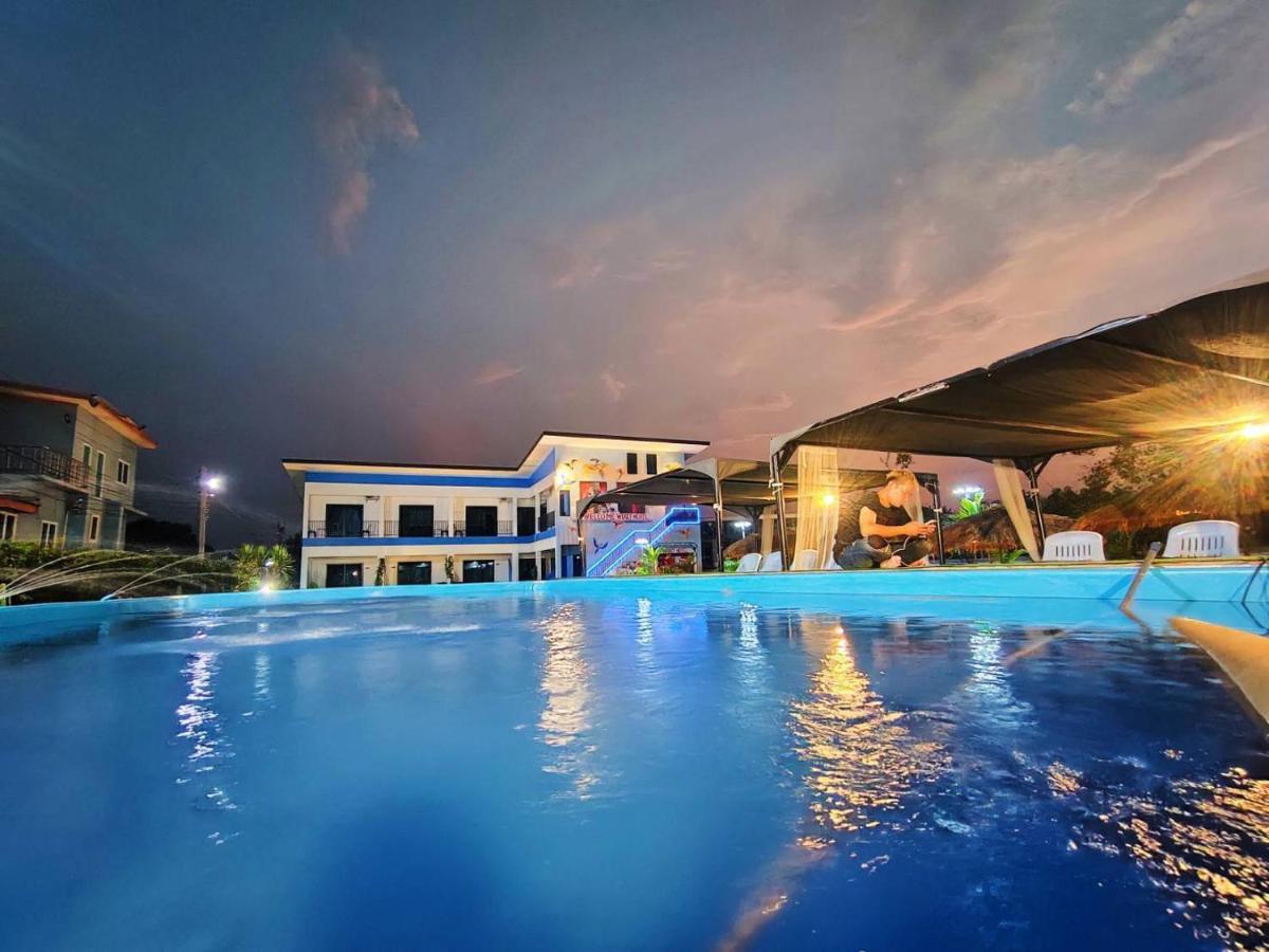 Wixky Hotel Nong Khai Exterior photo